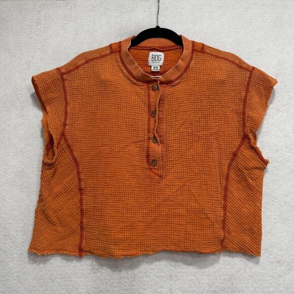 BDG Urban Outfitters Shirt Womens Medium Waffle Knit Button Henley Cropped Top - Picture 1 of 8